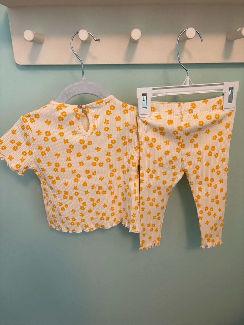 Zara Ribbed Floral Matching Set - Picture 5 of 6